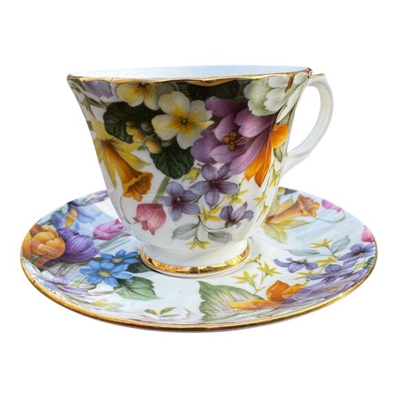 Duchess Fine Bone China Floral Teacup & Saucer Set Gold Trim Made In England Vtg - Picture 1 of 14